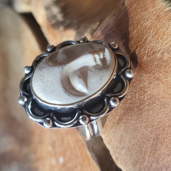 New Carved Goddess Face 925 Silver Ring. - Picture 3 of 9